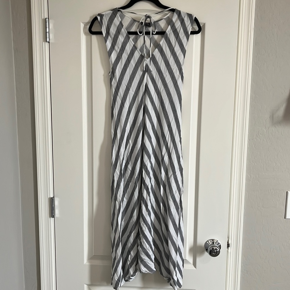 Women's V-neck Dress